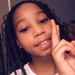 Meet your Posher, Kelise